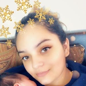 Meet your Posher, Ana